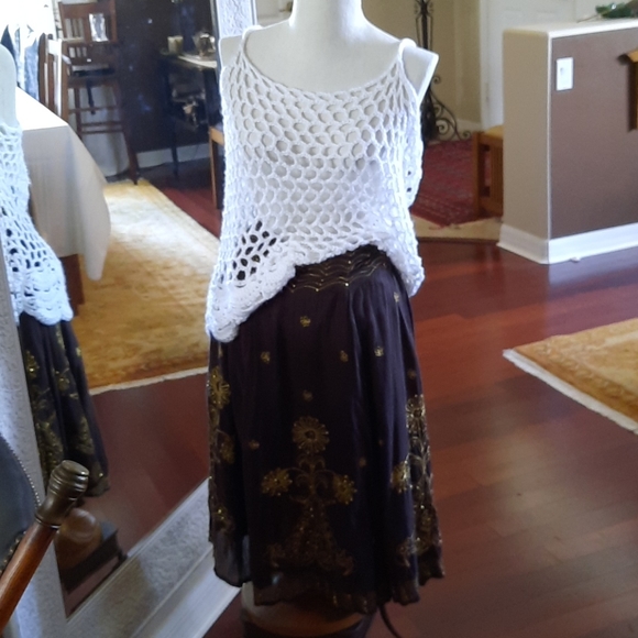 Skirt - Picture 4 of 8